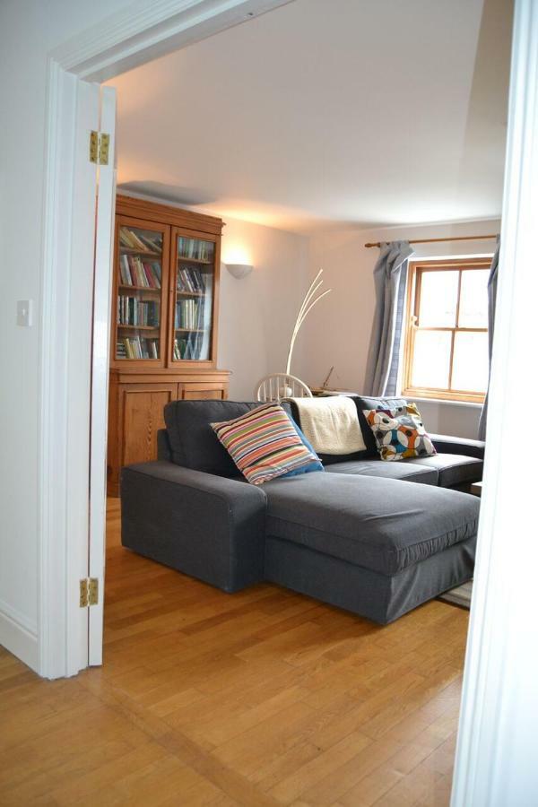 Вилла Dingle Townhouse Экстерьер фото