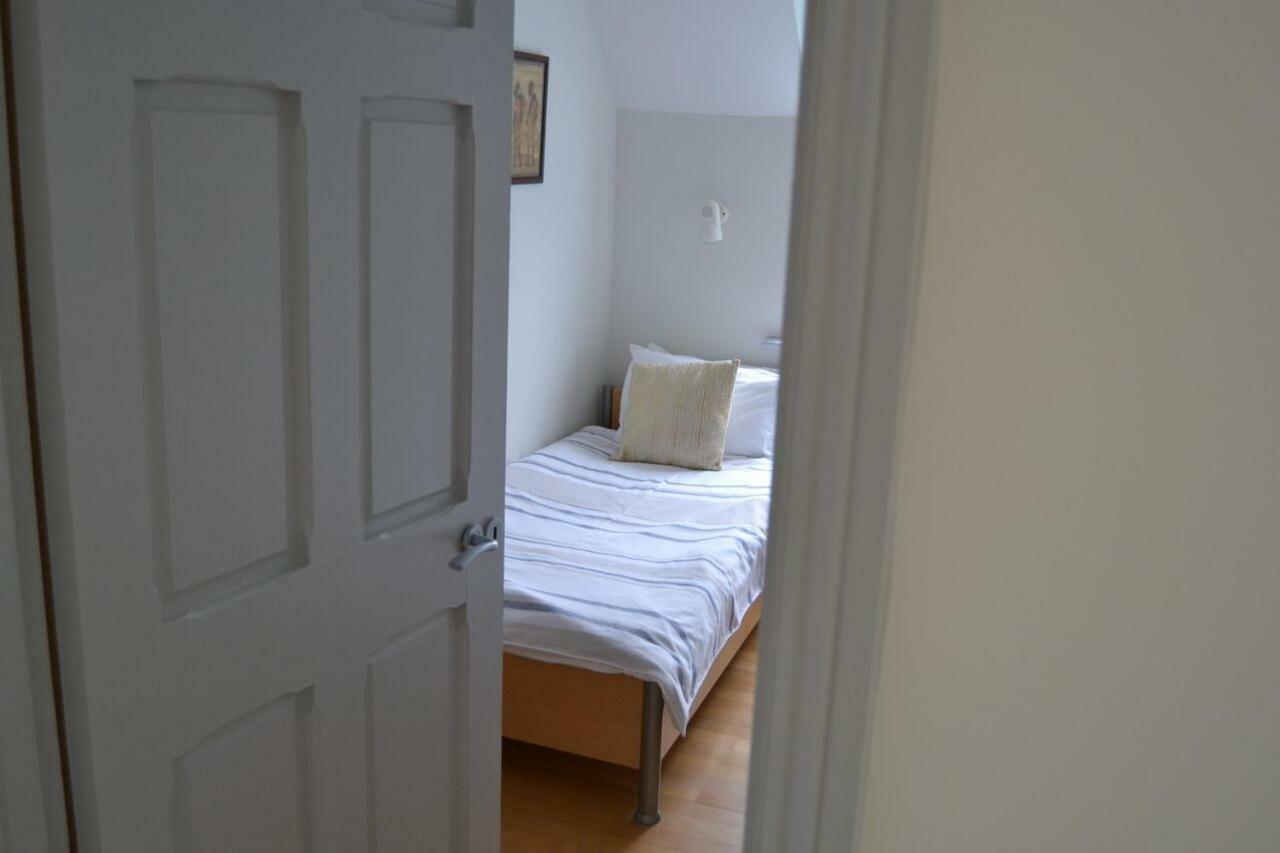 Вилла Dingle Townhouse Экстерьер фото